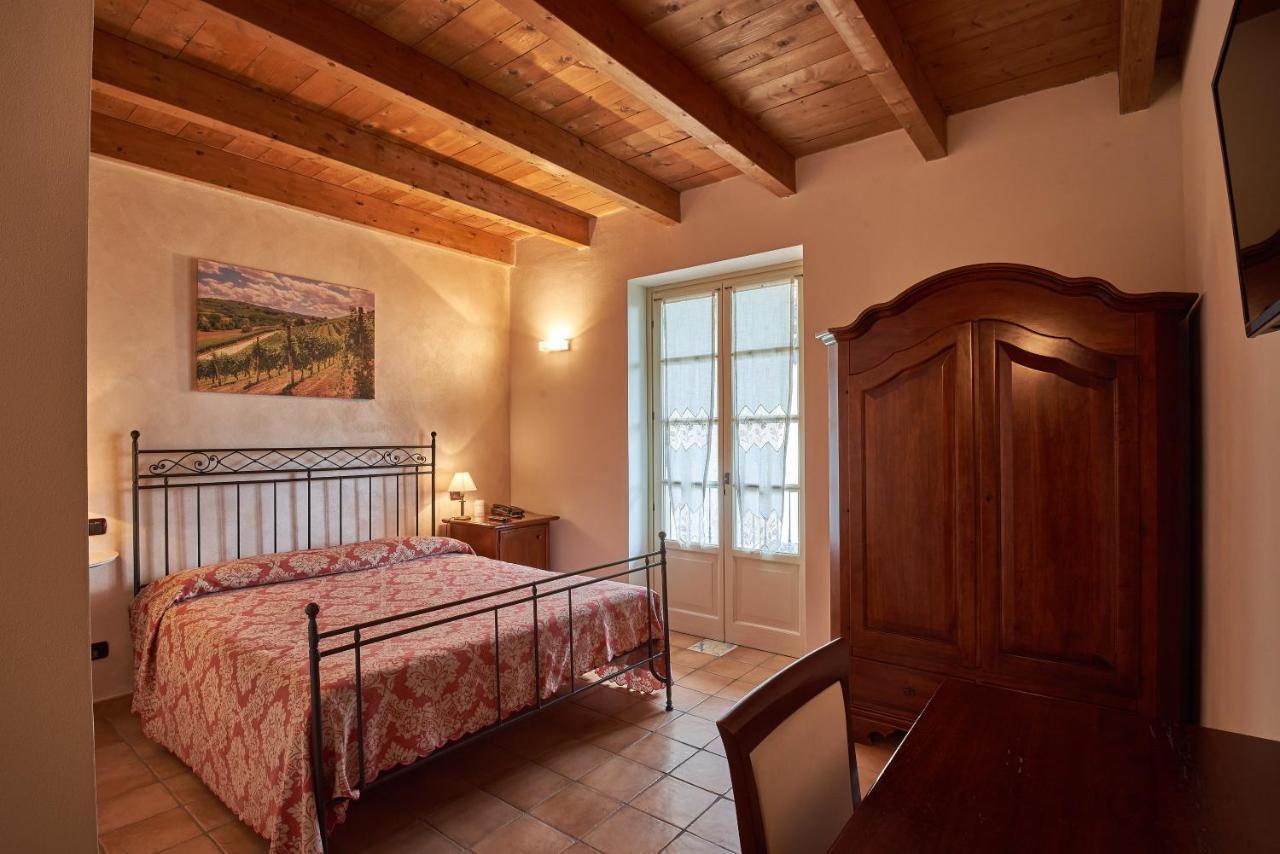 Agriturismo Podere La Piazza Costigliole d'Asti Exterior foto